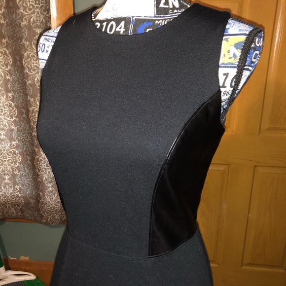 Sz 2 Banana Republic - Picture 2 of 4